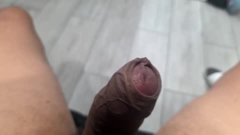 Snapshot of caliexotic4200 chatting on October 28, 5:00 am Come and play online show from October 28, 5:00 am