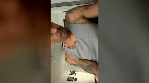 Snapshot of californialife805 chatting on July 7, 6:12 pm Follow me on IG - Slick2b805 online show from July 7, 6:12 pm
