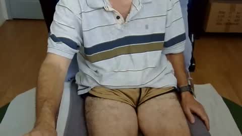 Snapshot of califun4u chatting on April 14, 7:09 pm califun4u online show from April 14, 7:09 pm