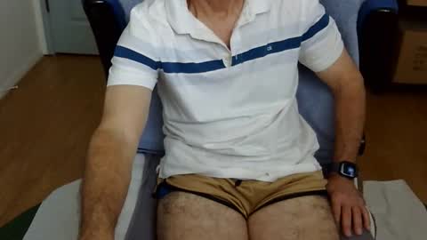 Snapshot of califun4u chatting on April 16, 7:58 pm califun4u online show from April 16, 7:58 pm