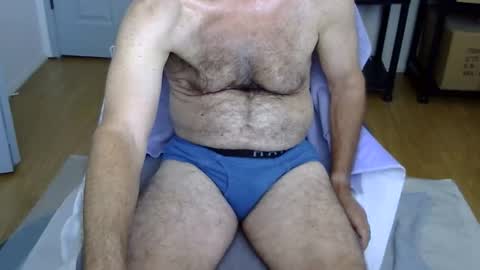 Snapshot of califun4u chatting on May 10, 10:04 pm califun4u online show from May 10, 10:04 pm