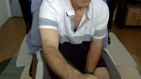 Snapshot of califun4u chatting on May 23, 12:27 am califun4u online show from May 23, 12:27 am
