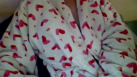 Caligurl   Queen    Head Fluffer In Charge  Goddess of Cocktease   Mistress of Holes online show from December 17, 3:28 pm