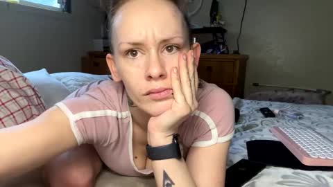 Snapshot of caliibaddie chatting on February 23, 4:57 pm caliibaddie online show from February 23, 4:57 pm