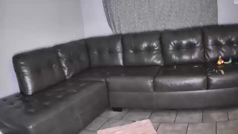 Snapshot of caliibaddie chatting on October 14, 5:52 am caliibaddie online show from October 14, 5:52 am