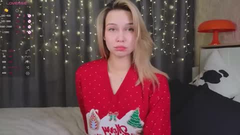 Nancy  Please thumbs up me  online show from December 21, 6:34 pm