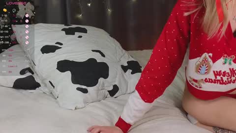 Nancy  Please thumbs up me  online show from December 24, 5:34 pm