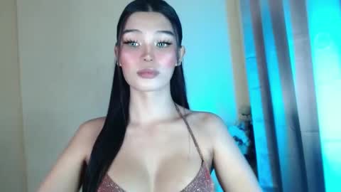 Snapshot of call_me__anna chatting on December 7, 12:52 am Anna online show from December 7, 12:52 am