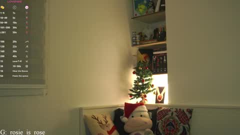 Snapshot of call_me_rosie chatting on December 10, 2:59 am   online show from December 10, 2:59 am