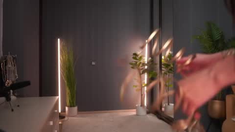 Missy online show from April 22, 7:59 pm