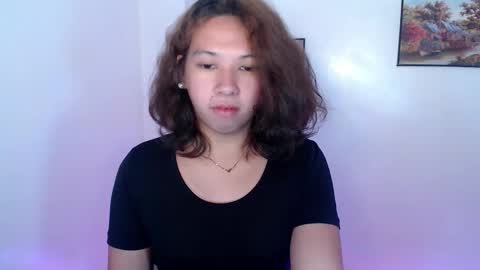 SHANTAL online show from May 4, 2:46 pm