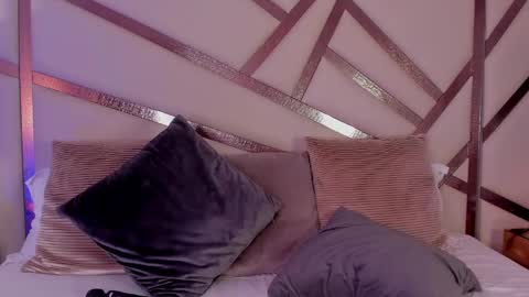 Snapshot of callmeanna_ chatting on February 5, 2:08 am Anna Banana online show from February 5, 2:08 am