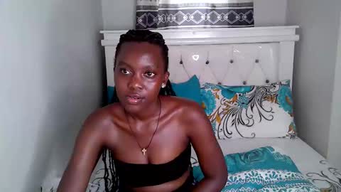 Snapshot of callmemonday chatting on September 9, 8:47 am Monday online show from September 9, 8:47 am