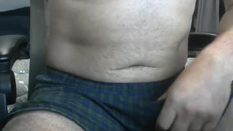 callmeroger33 online show from November 18, 6:45 pm