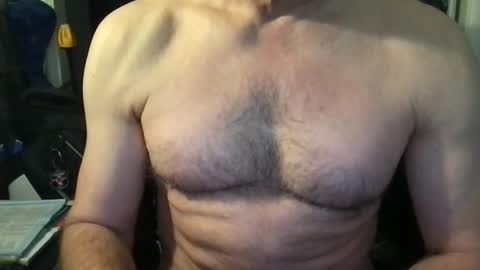 Snapshot of callum5555 chatting on March 12, 9:44 am callum5555 online show from March 12, 9:44 am