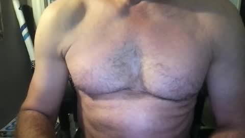 Snapshot of callum5555 chatting on October 21, 7:20 am callum5555 online show from October 21, 7:20 am