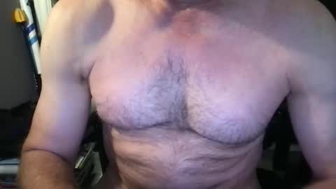 Snapshot of callum5555 chatting on June 1, 10:50 am callum5555 online show from June 1, 10:50 am