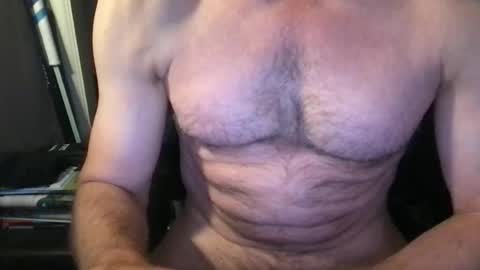 Snapshot of callum5555 chatting on June 13, 9:29 am callum5555 online show from June 13, 9:29 am