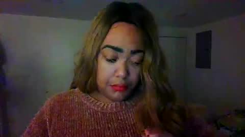 Snapshot of cals9x chatting on December 4, 11:41 am camzxoxox online show from December 4, 11:41 am