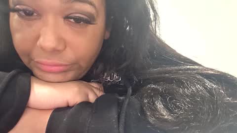 Snapshot of cals9x chatting on March 5, 9:38 am camzxoxox online show from March 5, 9:38 am