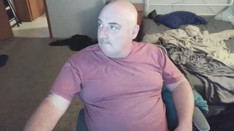 Snapshot of calvin420420 chatting on May 3, 1:33 am longjohn74 online show from May 3, 1:33 am