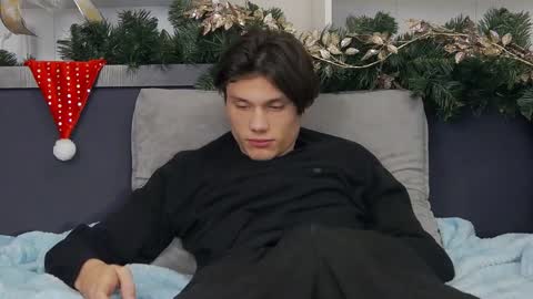 Calvin online show from December 28, 3:47 am