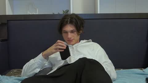 Calvin online show from January 6, 7:45 pm