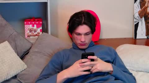 Calvin online show from February 11, 9:56 pm