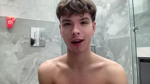 Hey I am Calvin  online show from December 20, 10:22 pm