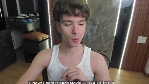 Snapshot of calvin_loves_you chatting on July 28, 8:52 pm Hey I am Calvin online show from July 28, 8:52 pm