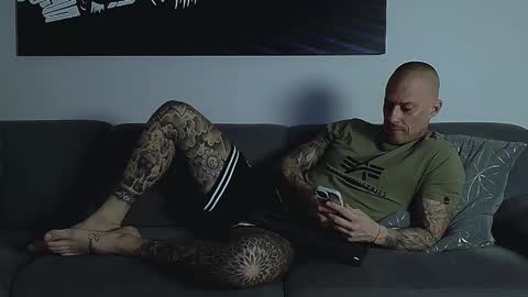 Calvin  online show from November 10, 10:42 pm