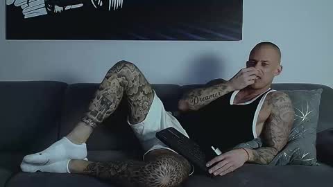 Calvin  online show from November 12, 10:20 pm