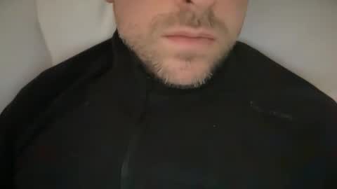 Snapshot of calvinzz chatting on January 24, 11:48 am calvinzz online show from January 24, 11:48 am