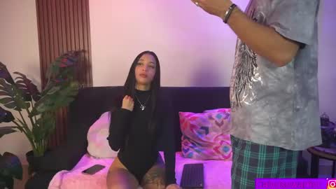 Snapshot of calypso_and_ge1 chatting on May 29, 1:58 am Calypso and Kayla online show from May 29, 1:58 am