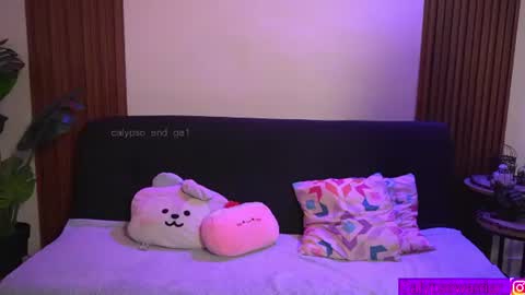 Calypso and Kayla online show from July 17, 6:57 pm