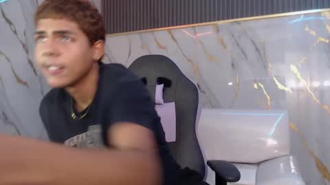 cam_sexyboy online show from October 1, 2:23 pm