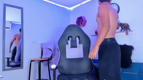 cam_sexyboy online show from October 27, 2:04 am