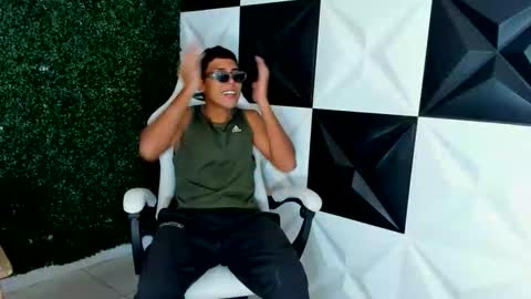 cam_sexyboy online show from October 28, 1:53 am