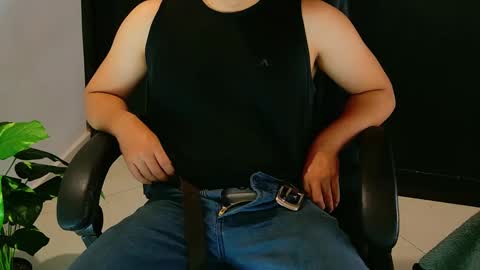 camara110 online show from January 16, 5:44 pm