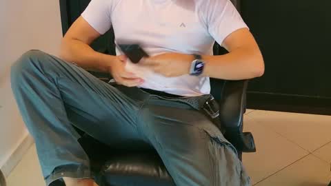 camara110 online show from January 24, 9:37 pm