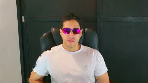 camara110 online show from January 26, 9:51 pm