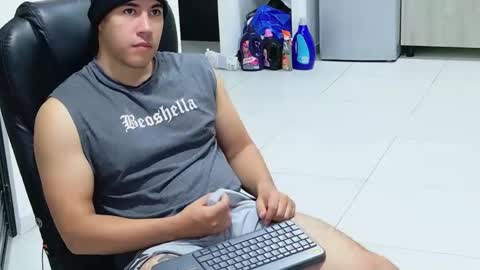 camara110 online show from March 20, 2:38 am