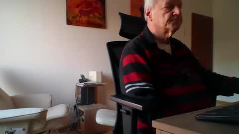 camcologne online show from January 7, 8:39 am