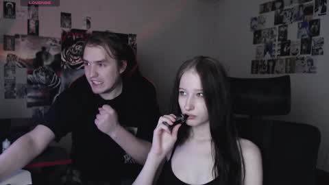 Snapshot of camcoupgang chatting on December 22, 9:53 pm Rayon Gosuslug and Kirieshka Gosuslug online show from December 22, 9:53 pm