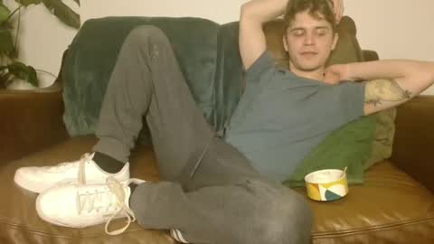 CamDoAttitude online show from January 12, 8:03 pm