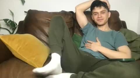 CamDoAttitude online show from April 14, 9:21 pm