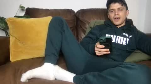 CamDoAttitude online show from April 20, 9:38 pm