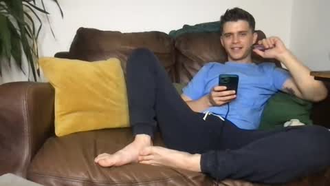 CamDoAttitude online show from July 31, 9:25 pm