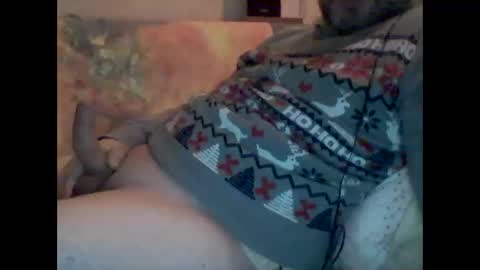 Snapshot of camdylan79 chatting on December 31, 8:15 am Dylan online show from December 31, 8:15 am