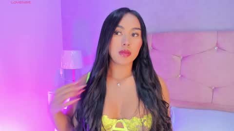 Snapshot of cameliaa_smiith chatting on September 25, 4:16 am Camelia Smith online show from September 25, 4:16 am